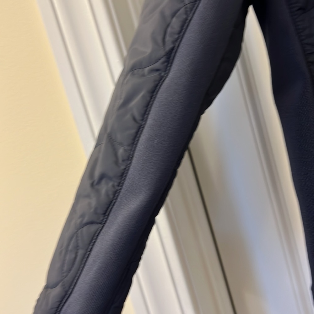 Jacket - Picture 5 of 6